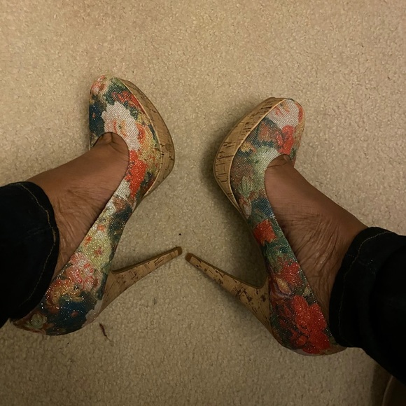 Guess pumps - Picture 8 of 8